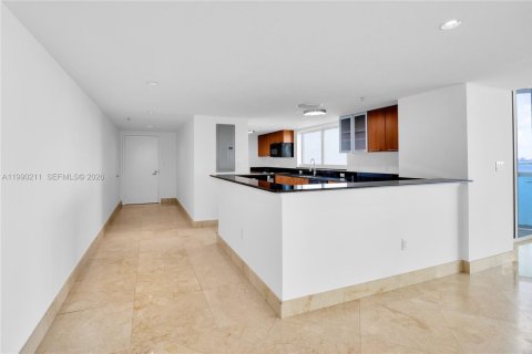 Купить кондоминиум в Майами, Флорида 3 спальни, 203.36м2, № 2052150 - фото 4