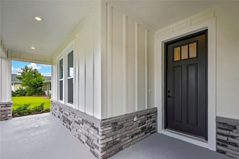 House in Spring Hill, Florida 4 bedrooms, 191.47 sq.m. № 1873292 - photo 2