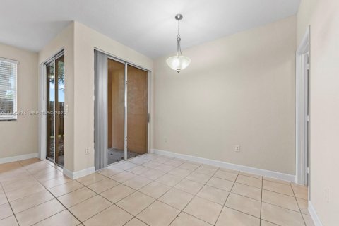 Купить таунхаус в Хомстед, Флорида 3 спальни, 160.91м2, № 1988696 - фото 9