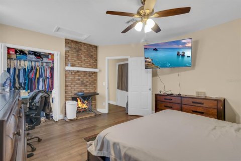 Propiedad comercial en venta en Kissimmee, Florida, 3 dormitorios, 145.11 m2 № 2093738 - foto 10