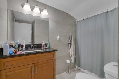Propiedad comercial en venta en Kissimmee, Florida, 3 dormitorios, 145.11 m2 № 2093738 - foto 29