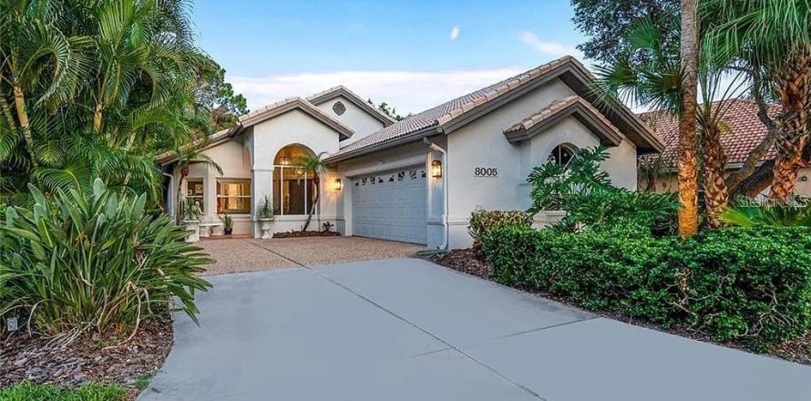 Villa ou maison à Sarasota, Floride 3 chambres, 193.42 m2 № 1898533