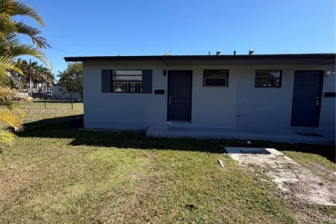 Villa ou maison à Miami, Floride 2 chambres, 101.45 m2 № 2025186