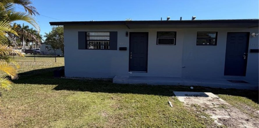 Villa ou maison à Miami, Floride 2 chambres, 101.45 m2 № 2025186