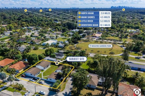 Propiedad comercial en venta en Miami, Florida № 1983145 - foto 17