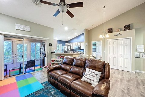 Touwnhouse à vendre à Haines City, Floride: 3 chambres, 116.87 m2 № 1632227 - photo 7