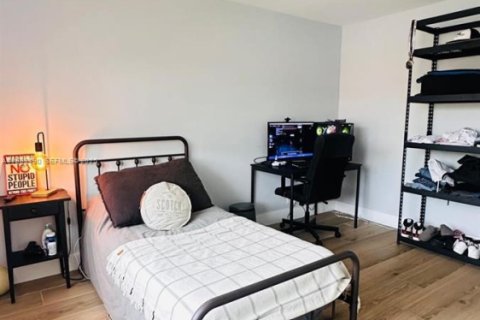 Condo in Weston, Florida, 3 bedrooms  № 1991435 - photo 25