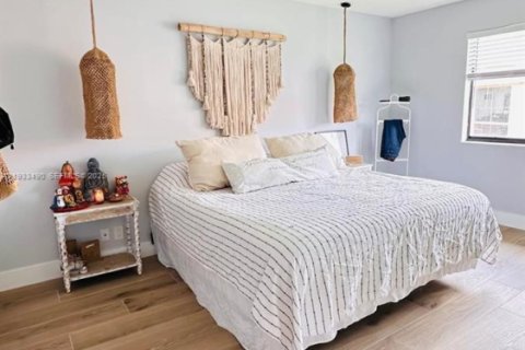 Condo in Weston, Florida, 3 bedrooms  № 1991435 - photo 21