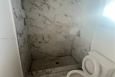 Купить кондоминиум в Майами-Гарденс, Флорида 2 спальни, 67.82м2, № 2015481 - фото 7