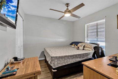 House in Sarasota, Florida 2 bedrooms, 86.4 sq.m. № 2116019 - photo 24