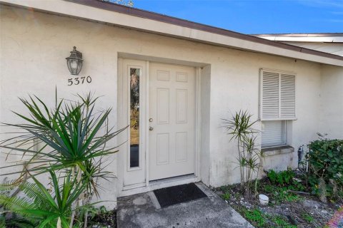 House in Sarasota, Florida 2 bedrooms, 86.4 sq.m. № 2116019 - photo 4