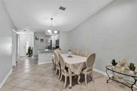 House in Sarasota, Florida 2 bedrooms, 86.4 sq.m. № 2116019 - photo 14