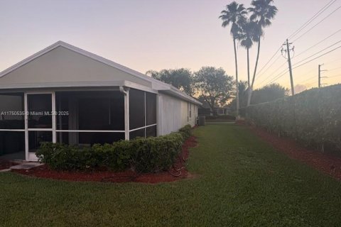 Casa en venta en Homestead, Florida, 3 dormitorios, 158.31 m2 № 1859877 - foto 2