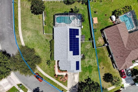 House in Clermont, Florida 4 bedrooms, 167.87 sq.m. № 1917654 - photo 2