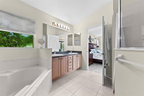 House in Clermont, Florida 4 bedrooms, 167.87 sq.m. № 1917654 - photo 22