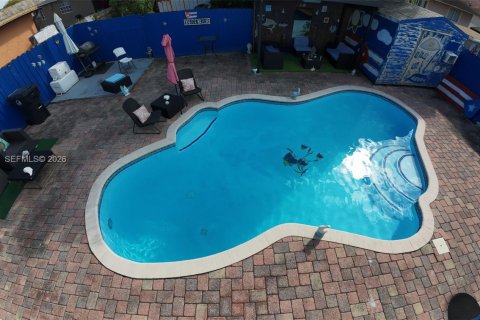 House in West Park, Florida 3 bedrooms, 93.65 sq.m. № 2081292 - photo 6