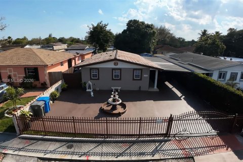 House in West Park, Florida 3 bedrooms, 93.65 sq.m. № 2081292