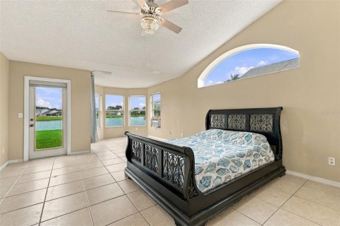 Casa en venta en Orlando, Florida, 5 dormitorios, 218.88 m2 № 2412604 - foto 23