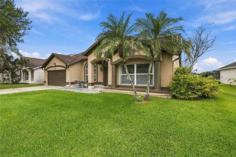 Casa en venta en Orlando, Florida, 5 dormitorios, 218.88 m2 № 2412604 - foto 2