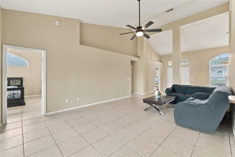 Casa en venta en Orlando, Florida, 5 dormitorios, 218.88 m2 № 2412604 - foto 14