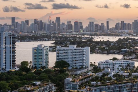 Купить кондоминиум в Майами-Бич, Флорида 1 спальня, 79.8м2, № 1986756 - фото 5