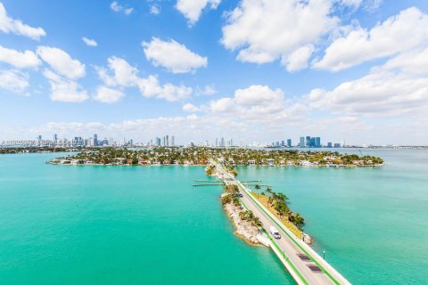Купить кондоминиум в Майами-Бич, Флорида 1 спальня, 79.8м2, № 1986756 - фото 4