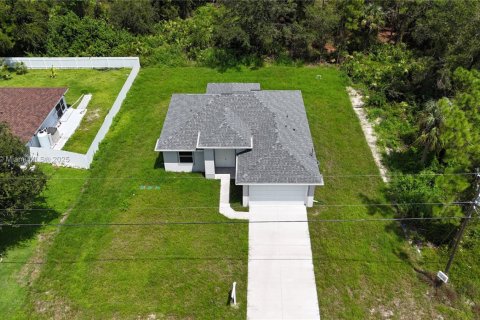 Villa ou maison à vendre à Lehigh Acres, Floride: 3 chambres № 1859183 - photo 14