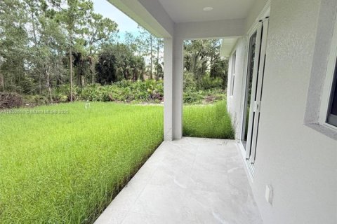 House in Lehigh Acres, Florida 3 bedrooms № 1859183 - photo 13