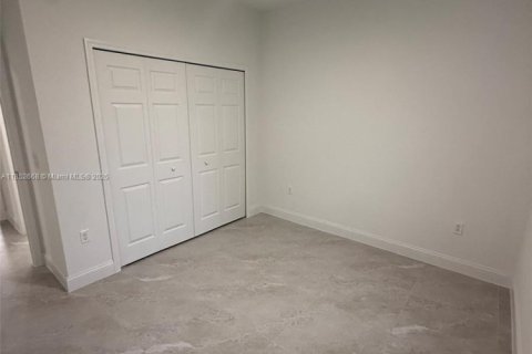 Villa ou maison à vendre à Lehigh Acres, Floride: 3 chambres № 1859183 - photo 20