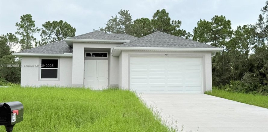 House in Lehigh Acres, Florida 3 bedrooms № 1859183