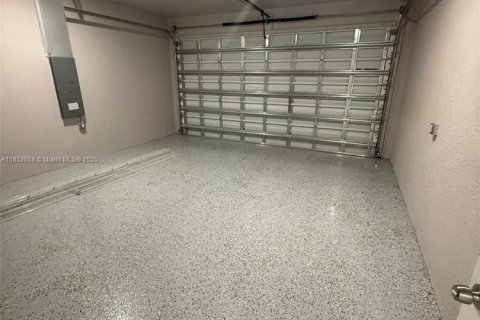 Villa ou maison à vendre à Lehigh Acres, Floride: 3 chambres № 1859183 - photo 25