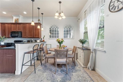 Touwnhouse à vendre à Tampa, Floride: 3 chambres, 157.19 m2 № 2094810 - photo 3