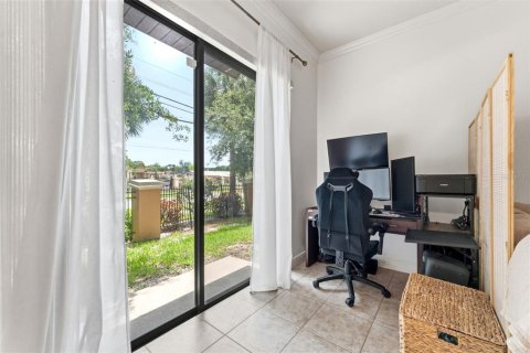 Touwnhouse à vendre à Tampa, Floride: 3 chambres, 157.19 m2 № 2094810 - photo 16
