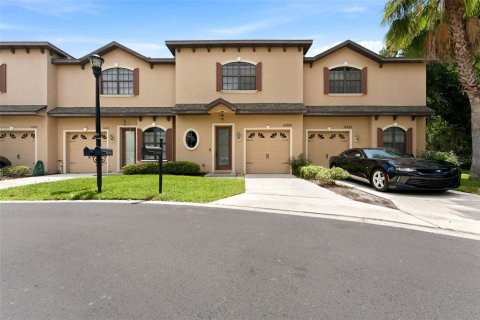 Touwnhouse à vendre à Tampa, Floride: 3 chambres, 157.19 m2 № 2094810 - photo 30