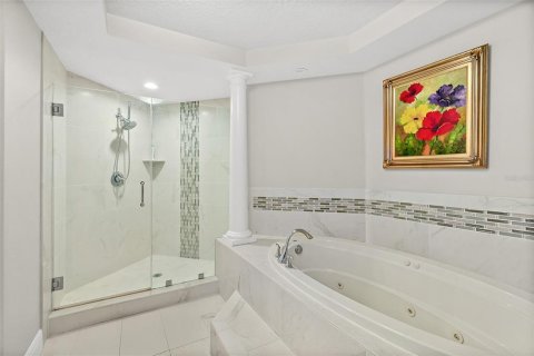Купить кондоминиум в Дейтона - Бич-Шорс, Флорида 6 комнат, 216.46м2, № 1914146 - фото 26