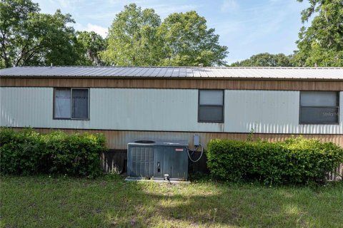 Propiedad comercial en venta en Fort White, Florida, 132.29 m2 № 1787787 - foto 15
