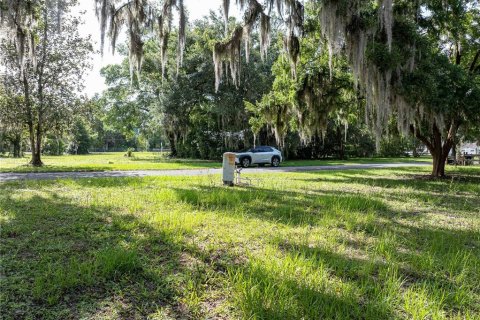 Propiedad comercial en venta en Fort White, Florida, 132.29 m2 № 1787787 - foto 13