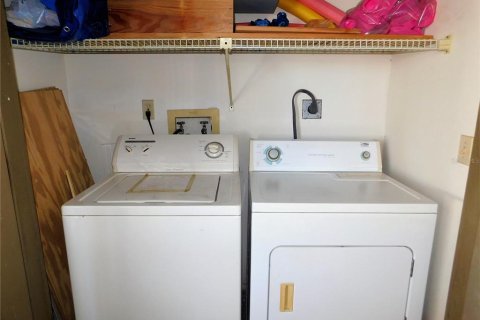 Condo in Oldsmar, Florida, 2 bedrooms  № 1717519 - photo 13