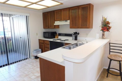 Condo in Oldsmar, Florida, 2 bedrooms  № 1717519 - photo 8