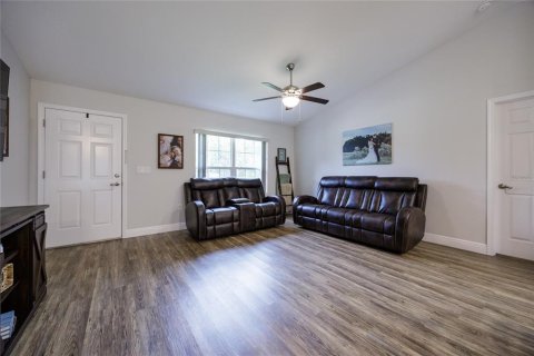 House in Ocala, Florida 4 bedrooms, 134.15 sq.m. № 1844363 - photo 10