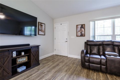House in Ocala, Florida 4 bedrooms, 134.15 sq.m. № 1844363 - photo 8