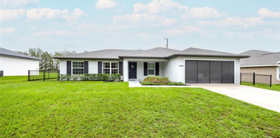 House in Ocala, Florida 4 bedrooms, 134.15 sq.m. № 1844363
