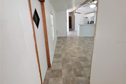 House in Spring Hill, Florida 2 bedrooms, 85.84 sq.m. № 2224879 - photo 6