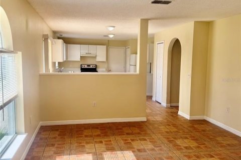 Villa ou maison à louer à Kissimmee, Floride: 4 chambres, 205.78 m2 № 2408386 - photo 19