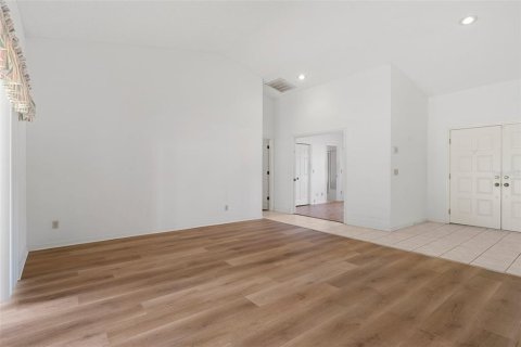 Villa ou maison à louer à Tampa, Floride: 4 chambres, 236.9 m2 № 2137730 - photo 12