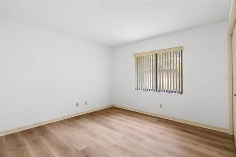 Villa ou maison à louer à Tampa, Floride: 4 chambres, 236.9 m2 № 2137730 - photo 29