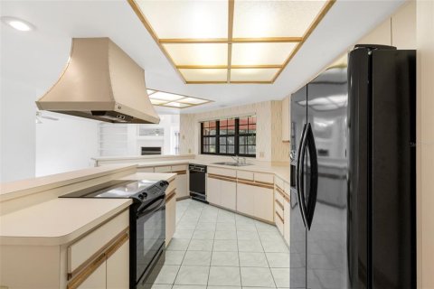 Villa ou maison à louer à Tampa, Floride: 4 chambres, 236.9 m2 № 2137730 - photo 6