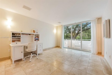 Touwnhouse à louer à Miami, Floride: 2 chambres, 150.5 m2 № 2060587 - photo 17