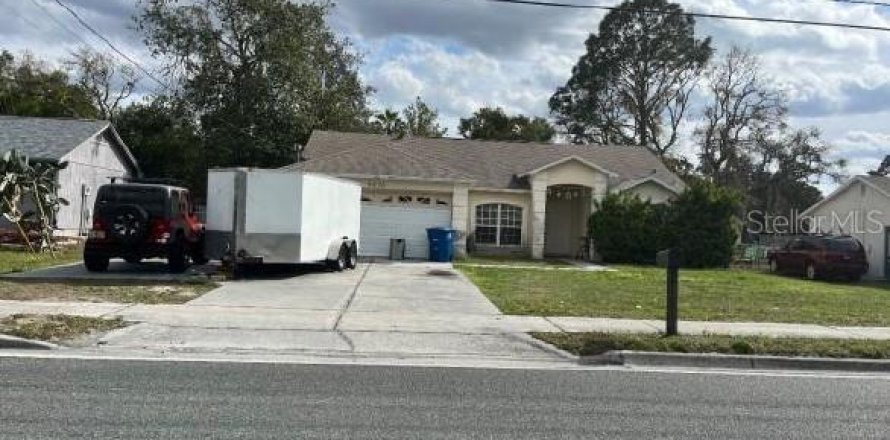 Casa en Spring Hill, Florida 3 dormitorios, 161.84 m2 № 1572723