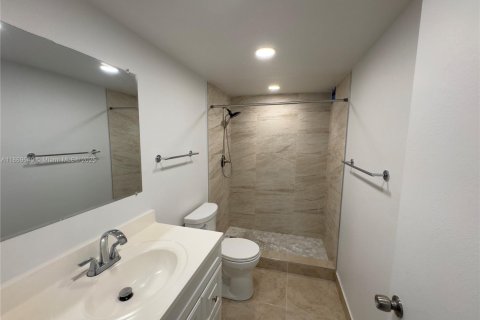 Copropriété à louer à Hallandale Beach, Floride: 1 chambre, 88.26 m2 № 1982238 - photo 10
